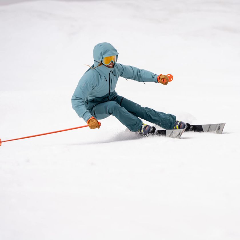 Women's skiing and wellness retreat